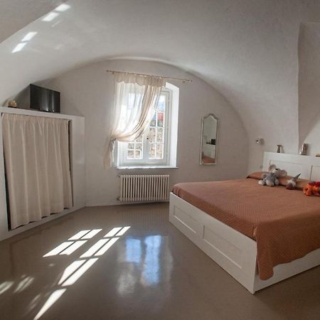 La Torre Di Gaia Apartamento Dolceacqua Exterior foto