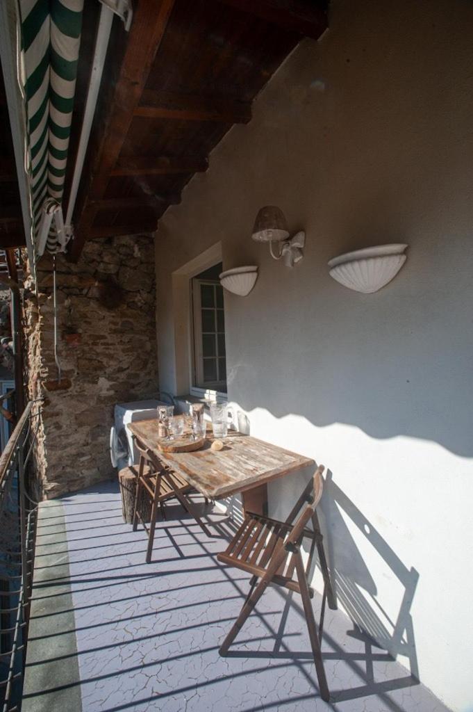 La Torre Di Gaia Apartamento Dolceacqua Exterior foto