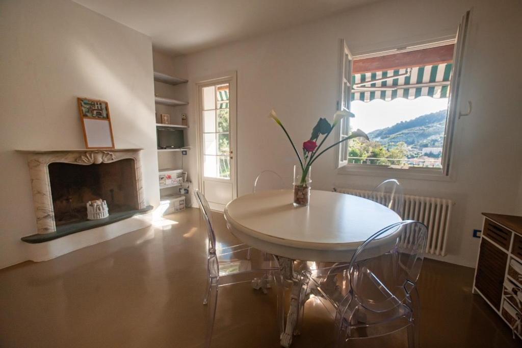 La Torre Di Gaia Apartamento Dolceacqua Exterior foto